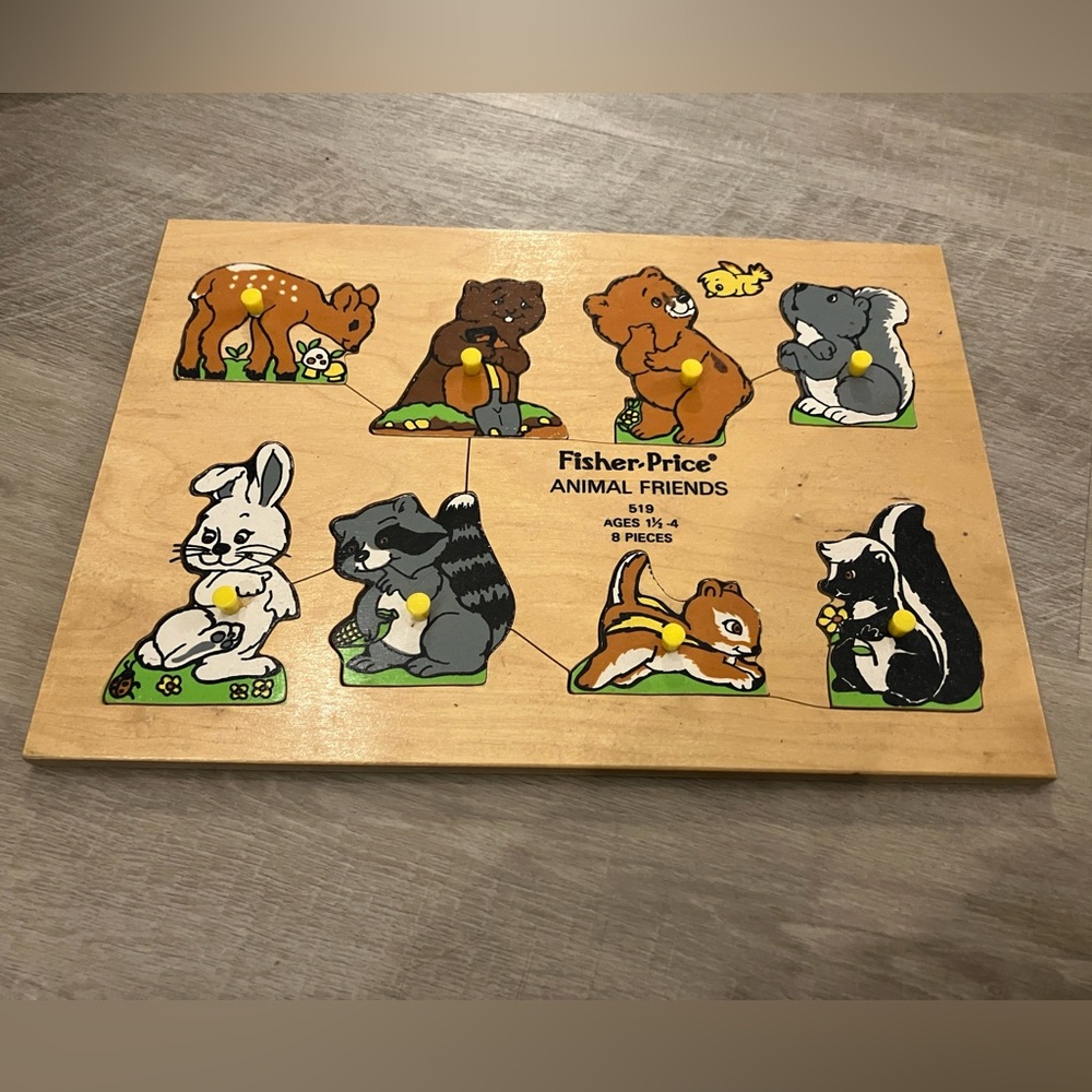 Fisher Price 1979 Wooden Animal Friends 519 Peg Puzzle Vintage Toy Raccoon Bunny